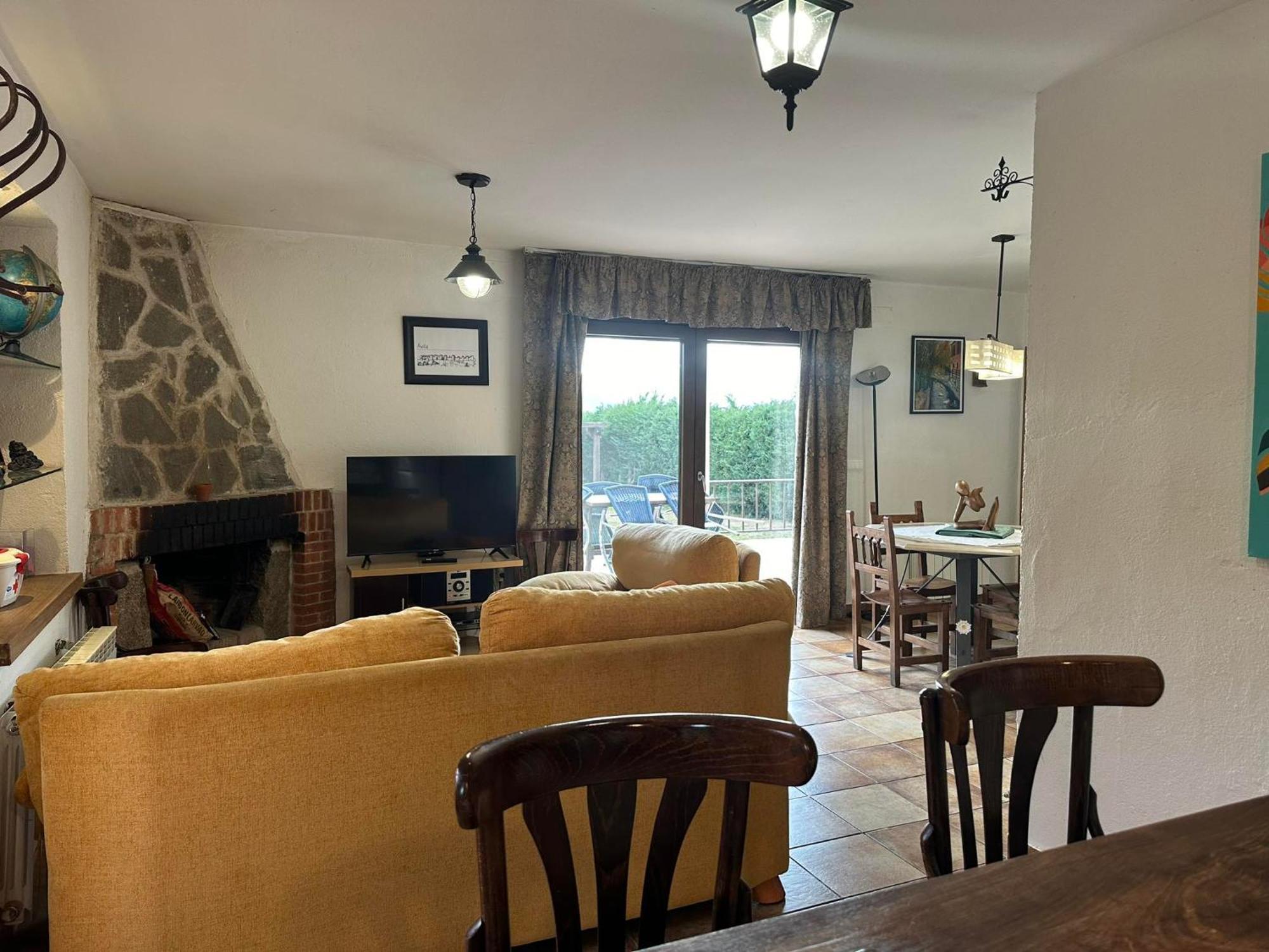 Vivienda De Uso Turistico El Nido Guest House La Serrada Bagian luar foto